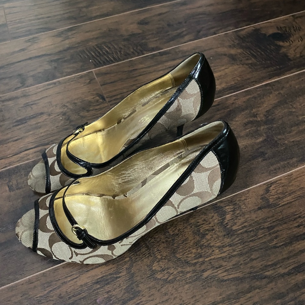 Size 10 Coach shoes